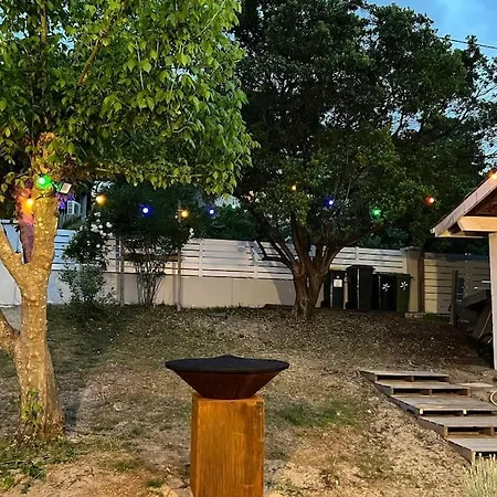 Grande Villa Avec Piscine Vakantiehuis *